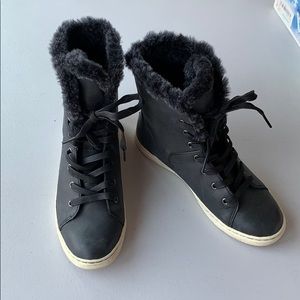 Women's UGG Sheepskin Cuff Sneakers